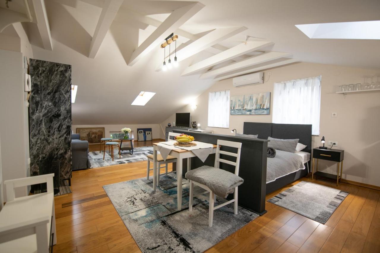Studio "Centar 1"-50M2 أوباتيا المظهر الخارجي الصورة